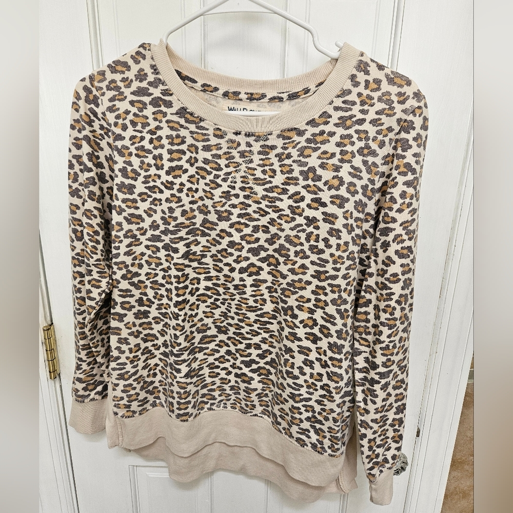 Leopard print soft, lightweight sweatshirt Women's small, Wallflower brand